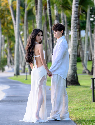 Section1_3_2 https://www.rachelandhenrywedding.com/wp-content/uploads/2026/09/Section1_3_2.jpg